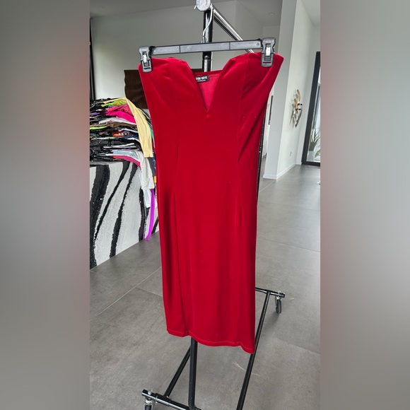 fashion-nova Dresses & Skirts - Red dress size S